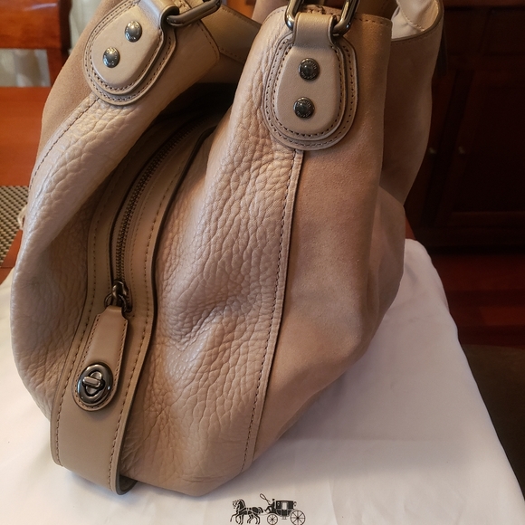 Coach handbag - Picture 1 of 16